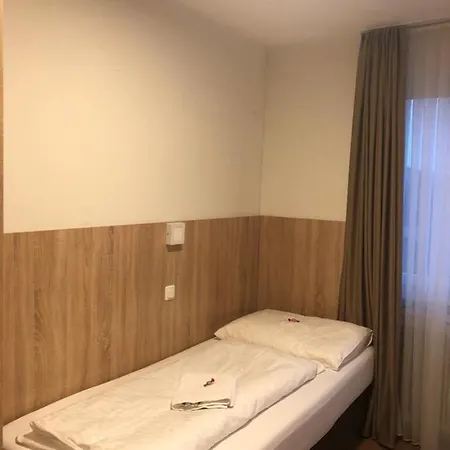 Gastehaus Penny N ゲストハウス