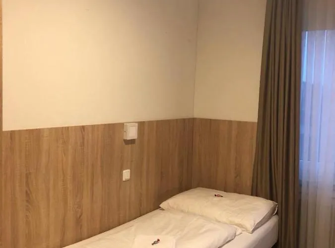 Gastehaus Penny N ゲストハウス