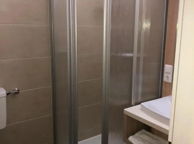 ゲストハウス Gastehaus Penny N *